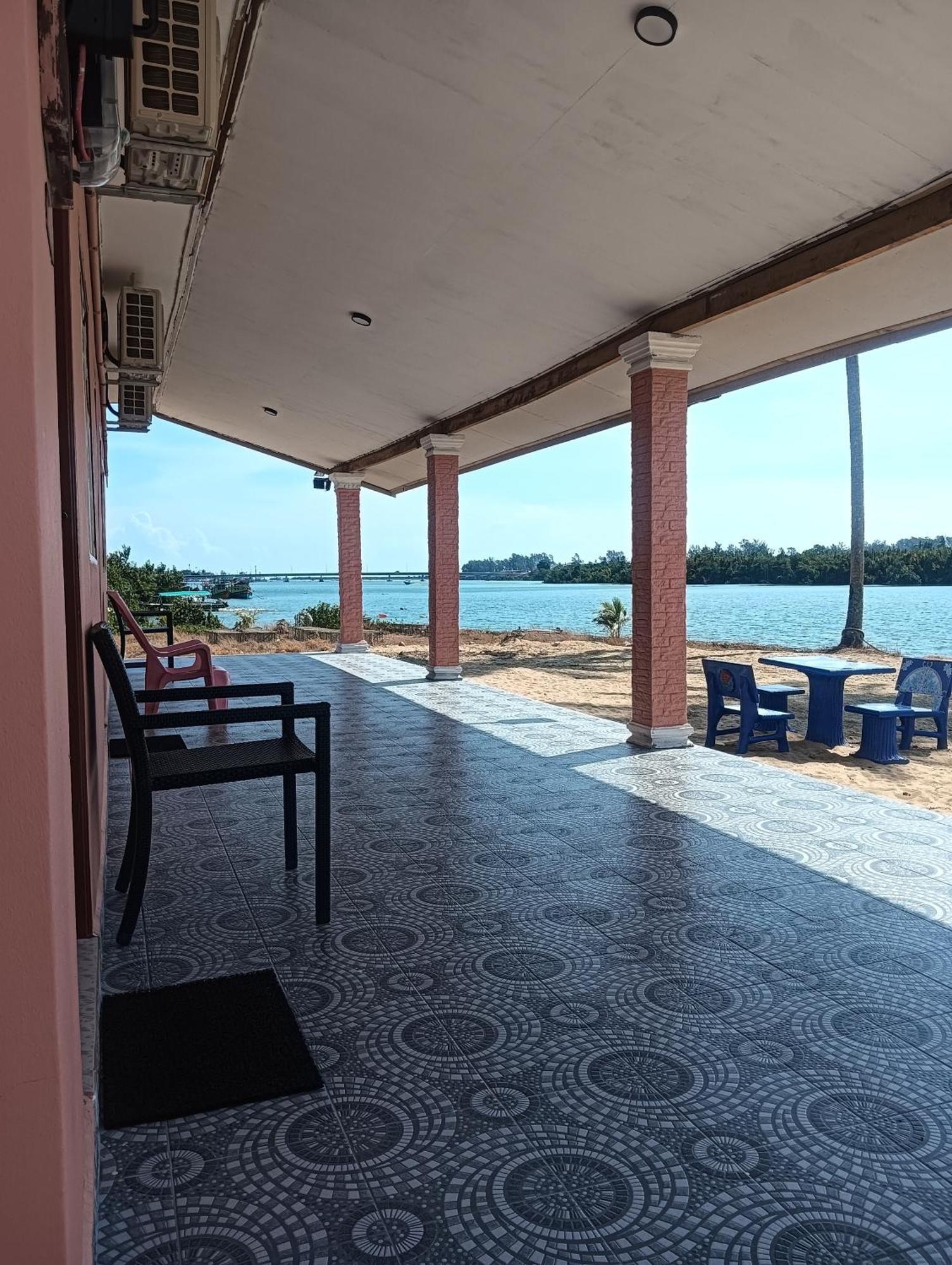 Roomstay Tokbah Demuara Kuala Besut Eksteriør bilde